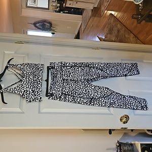 NWOT Zyia active wear set!!!